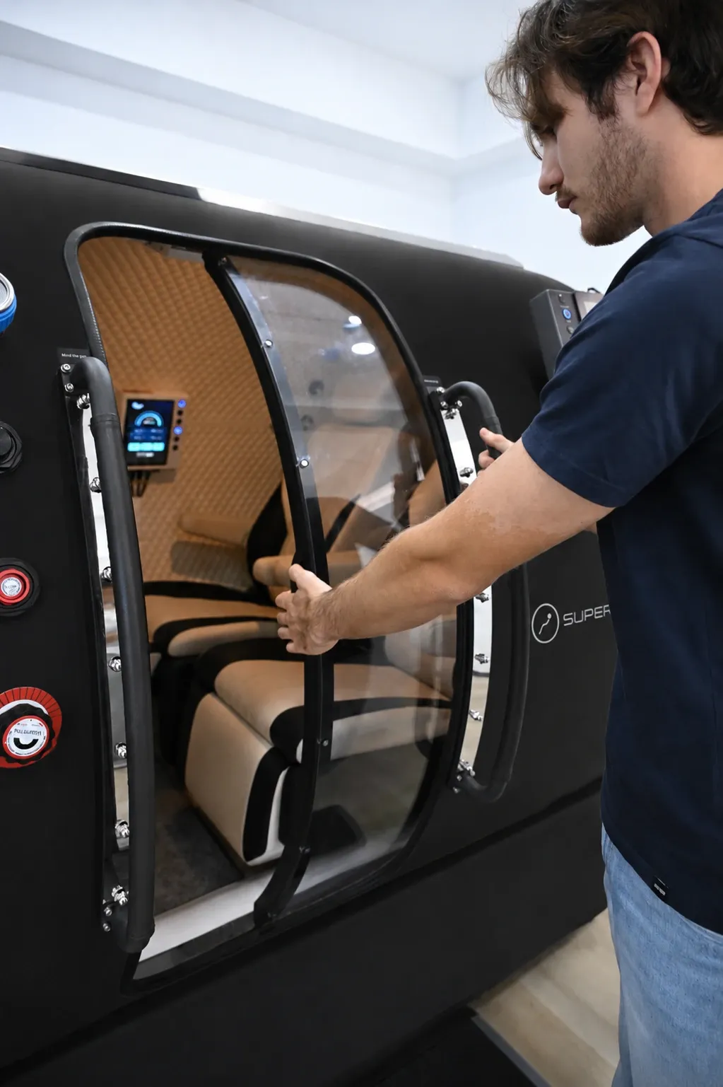 Superhuman T2 two-person hard-shell hyperbaric chamber, exterior view